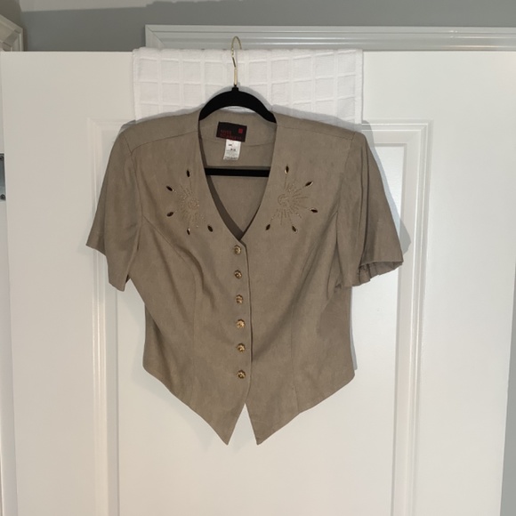 Miss Scarlett  Junior’s 2Piece Skirt Suit Tan Size 9/10 - Picture 2 of 8
